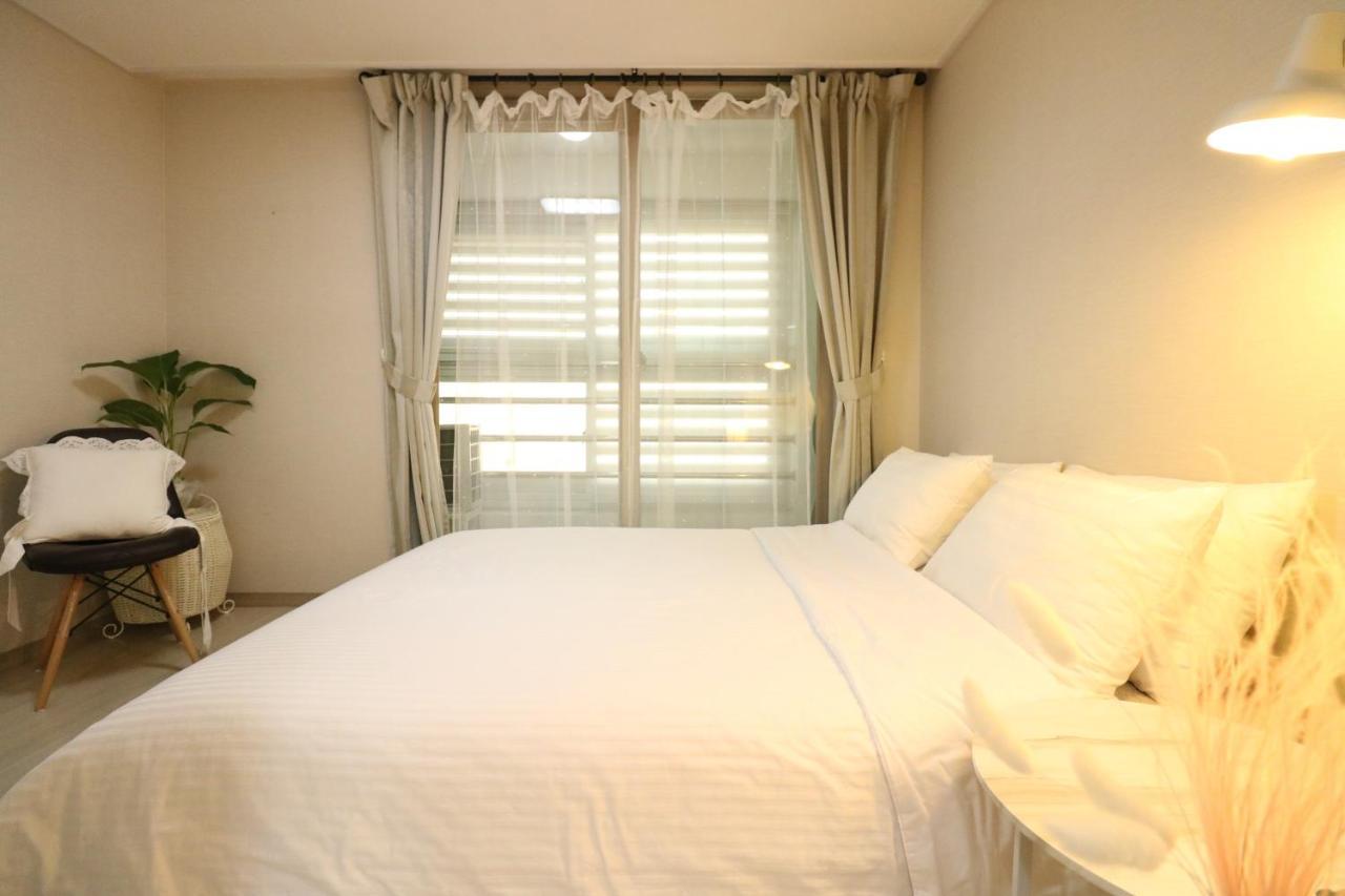 Happy House Appartement Daegu Buitenkant foto
