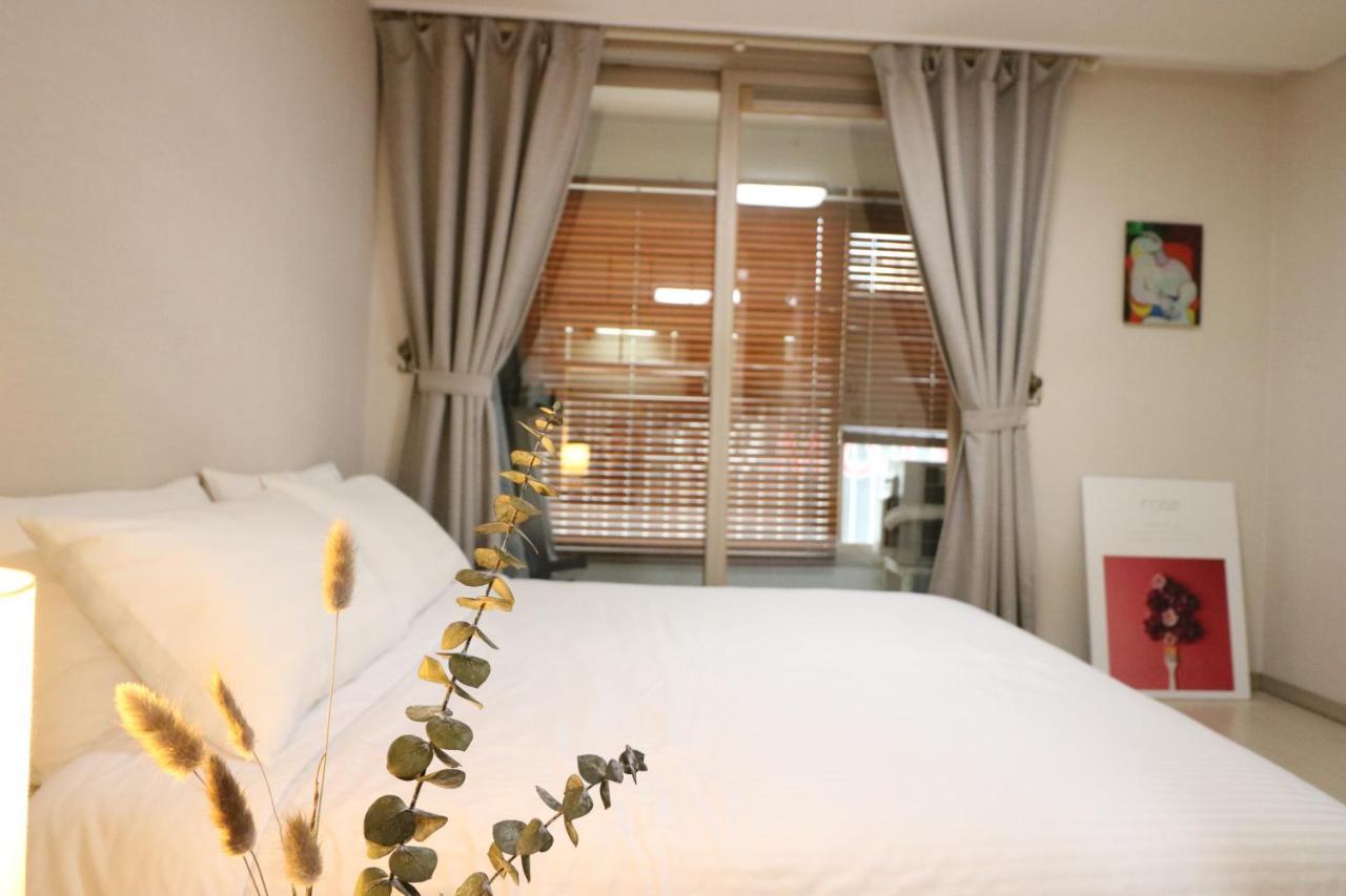 Happy House Appartement Daegu Buitenkant foto